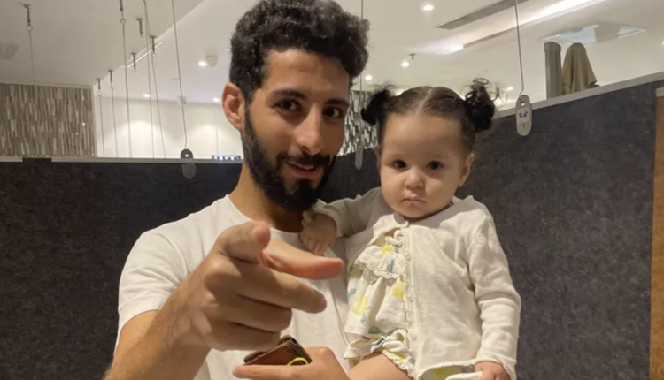 ترحيل أحمد فتحي كمال كامل